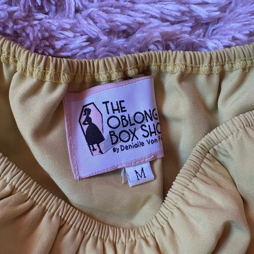 Oblong Box Chartreuse Top - Picture 7 of 7